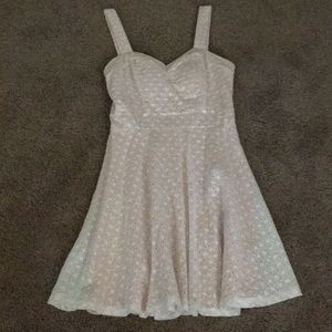 Pink and white dress with cut outs 🌻🌻